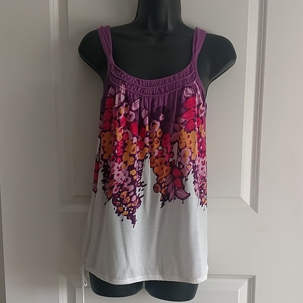 American Eagle floral summer tank.